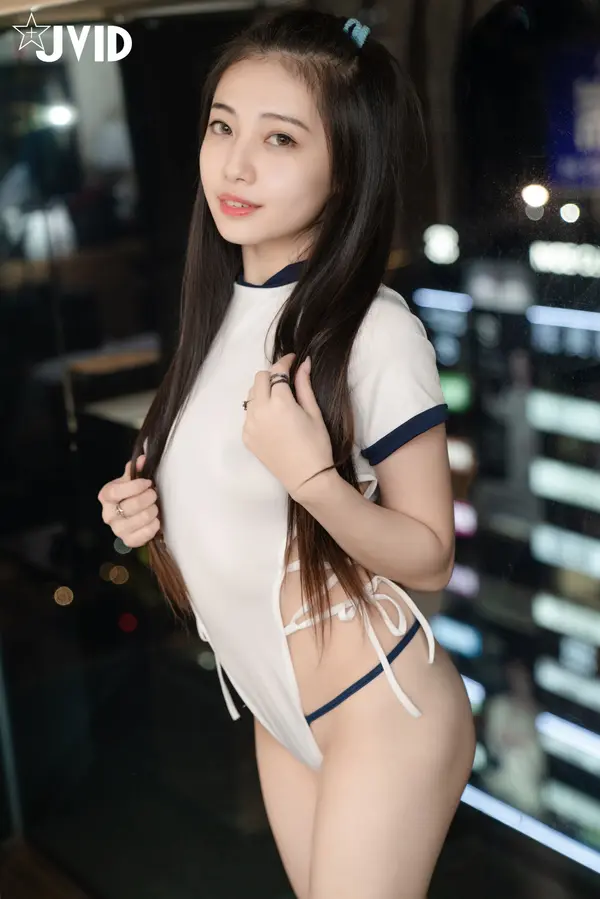 夏暮光《体育老师的额外辅导》 | Page 3