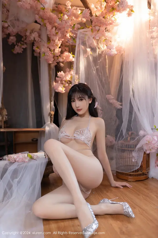 Vol. 8807 陆萱萱 | Page 4