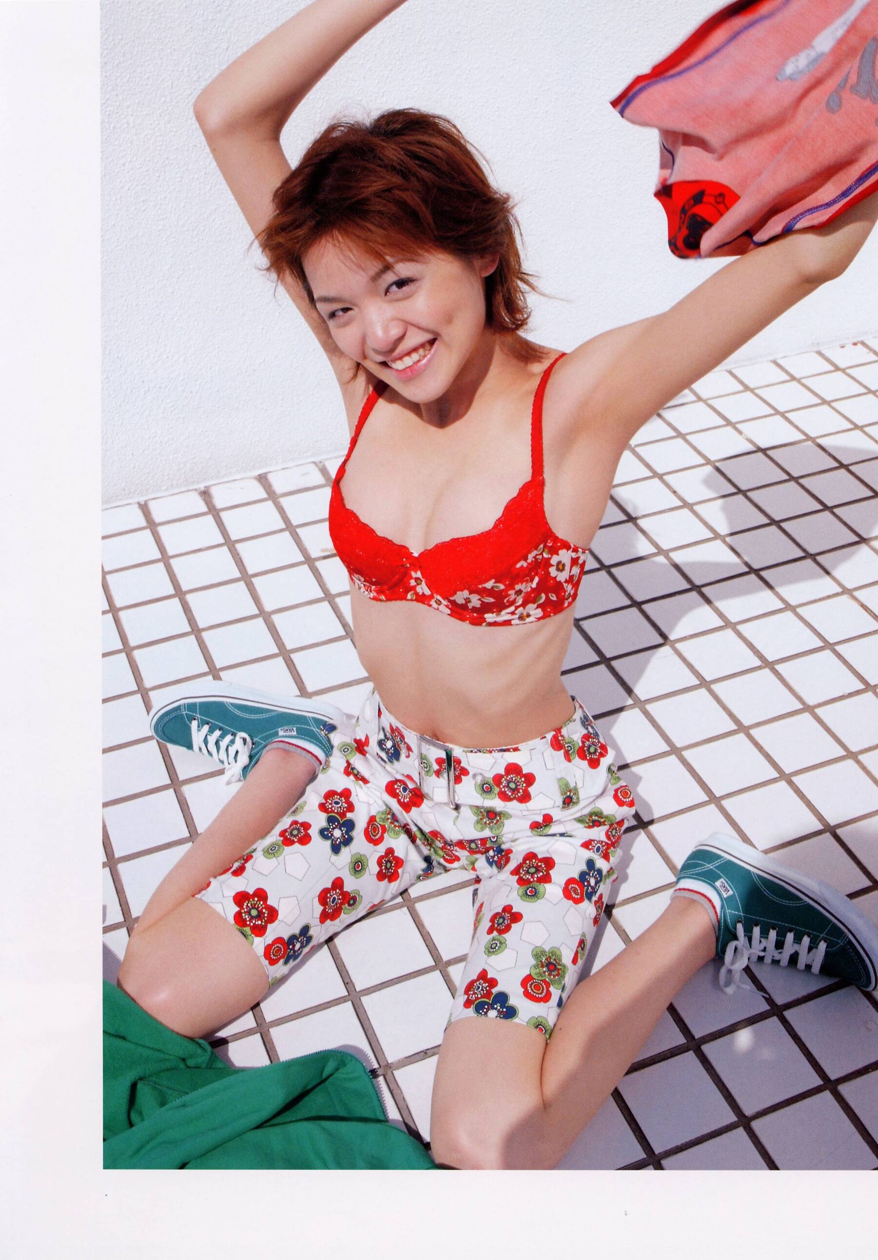 Vol. 2003.8 アカルイハダカ