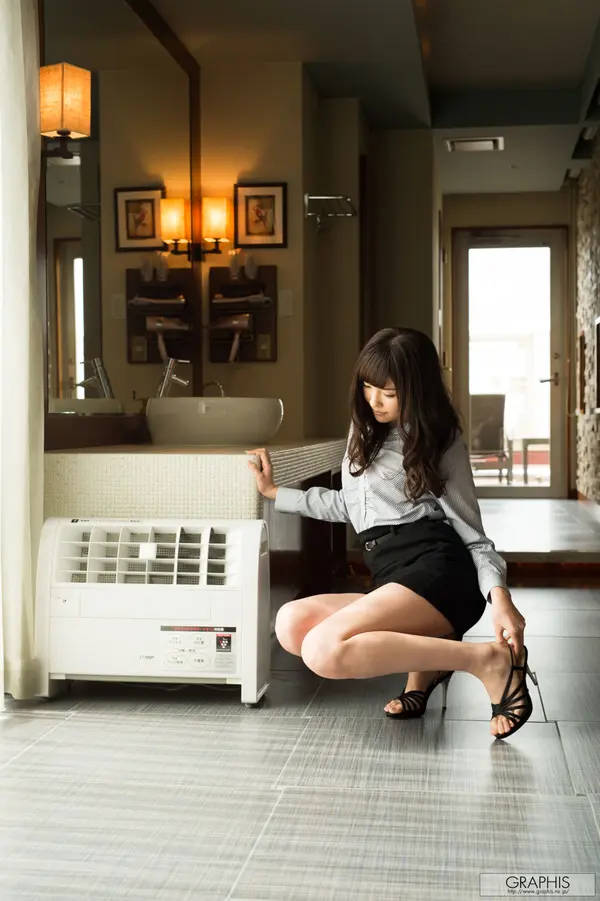 桥本有菜《Angel whisper》