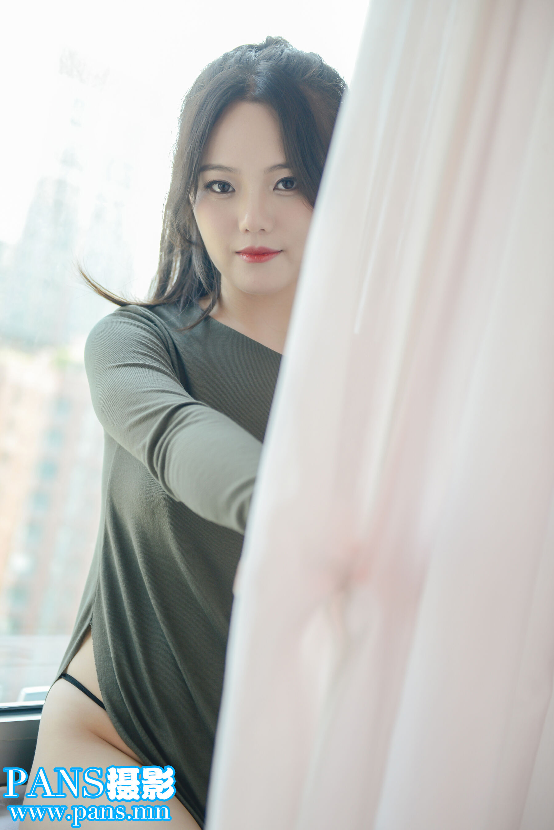 Vol. 576 李沫 | Page 3
