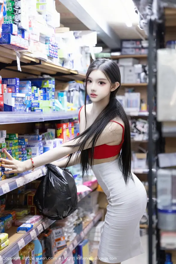 Vol. 8794 龙雪儿 | Page 5