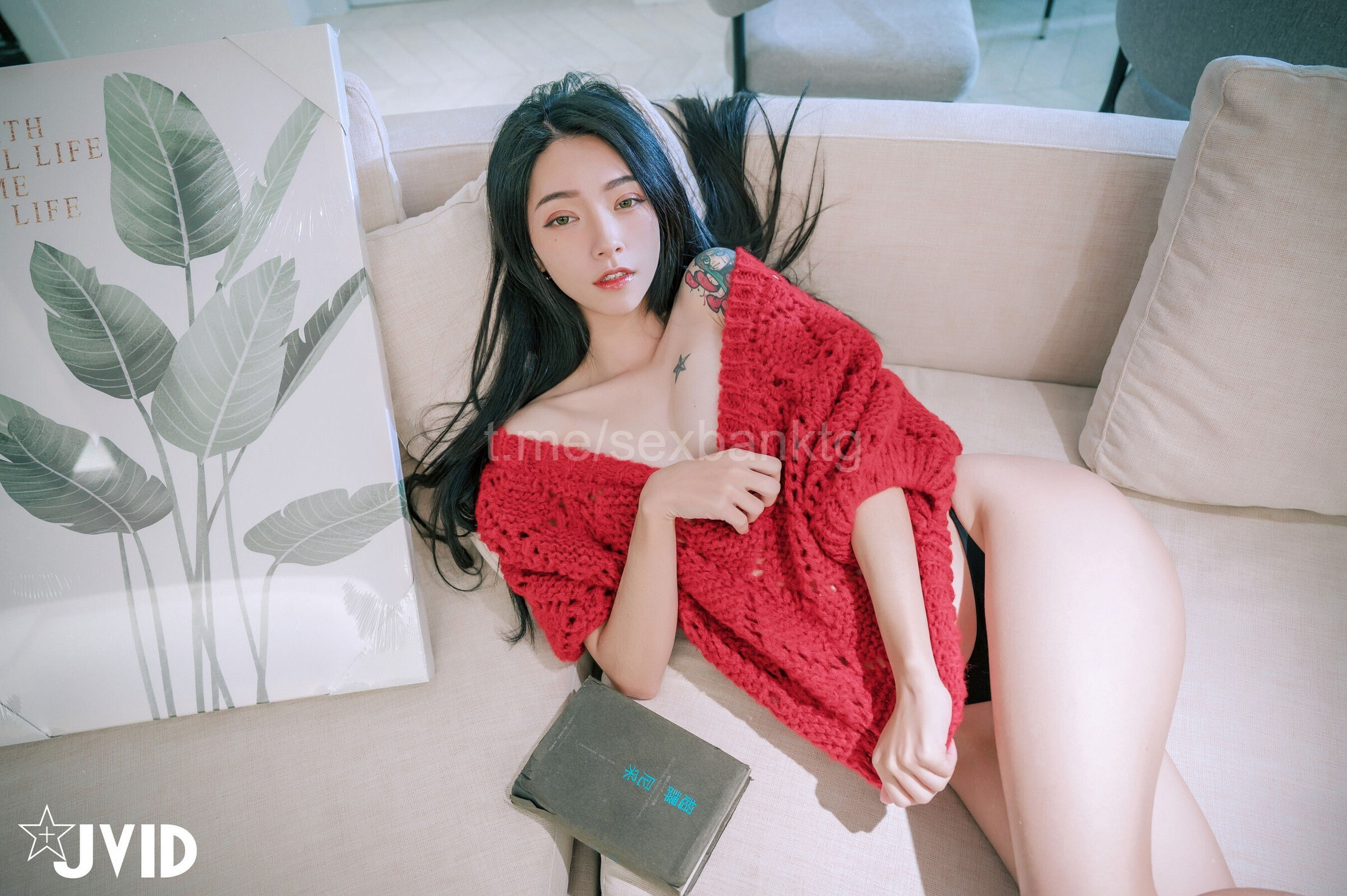 飘飘《红色性感透点的诱惑》 | Page 3