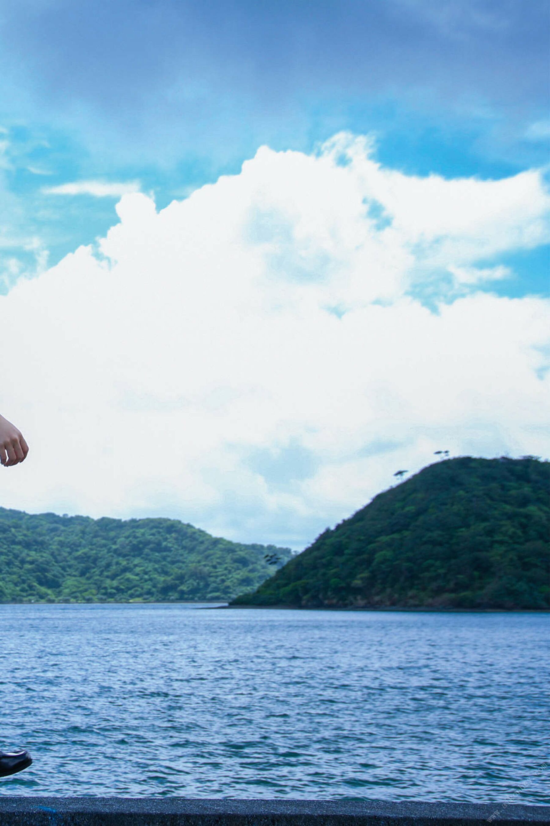 八挂海《海に见惚れて》 | Page 4