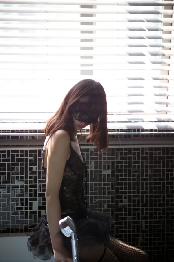 国模林安雅&闺蜜人体私拍套图 | Page 3