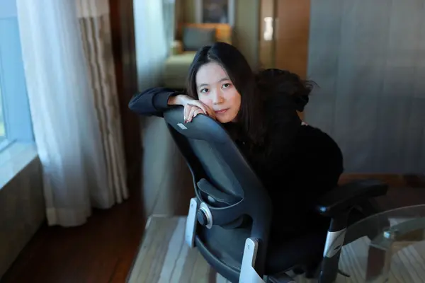 国模星星人体私拍套图 | Page 2