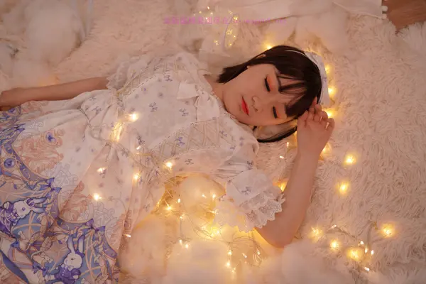 国模罗罗大尺度人体私拍套图 | Page 5