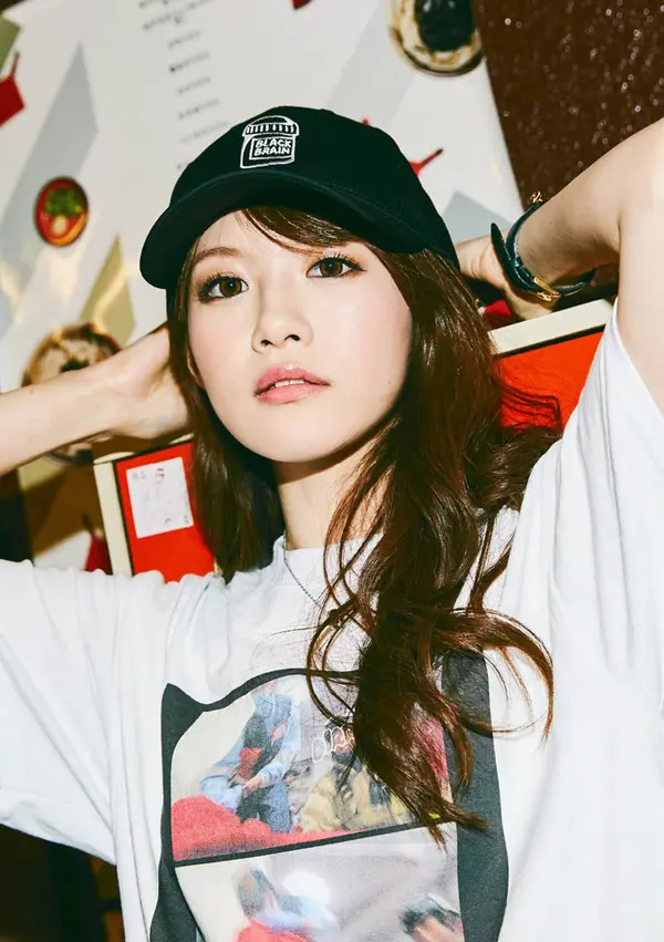 相泽南《girl meets street》 | Page 2