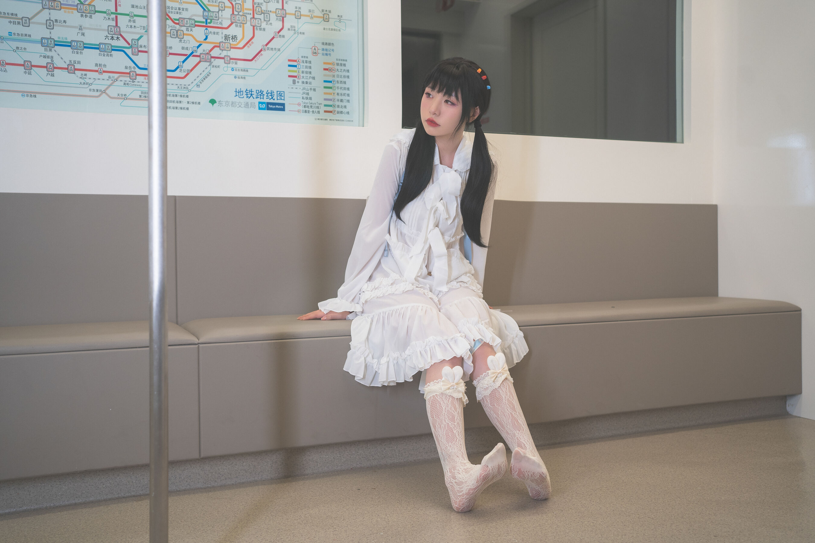 喵小吉《末班地铁》 | Page 3