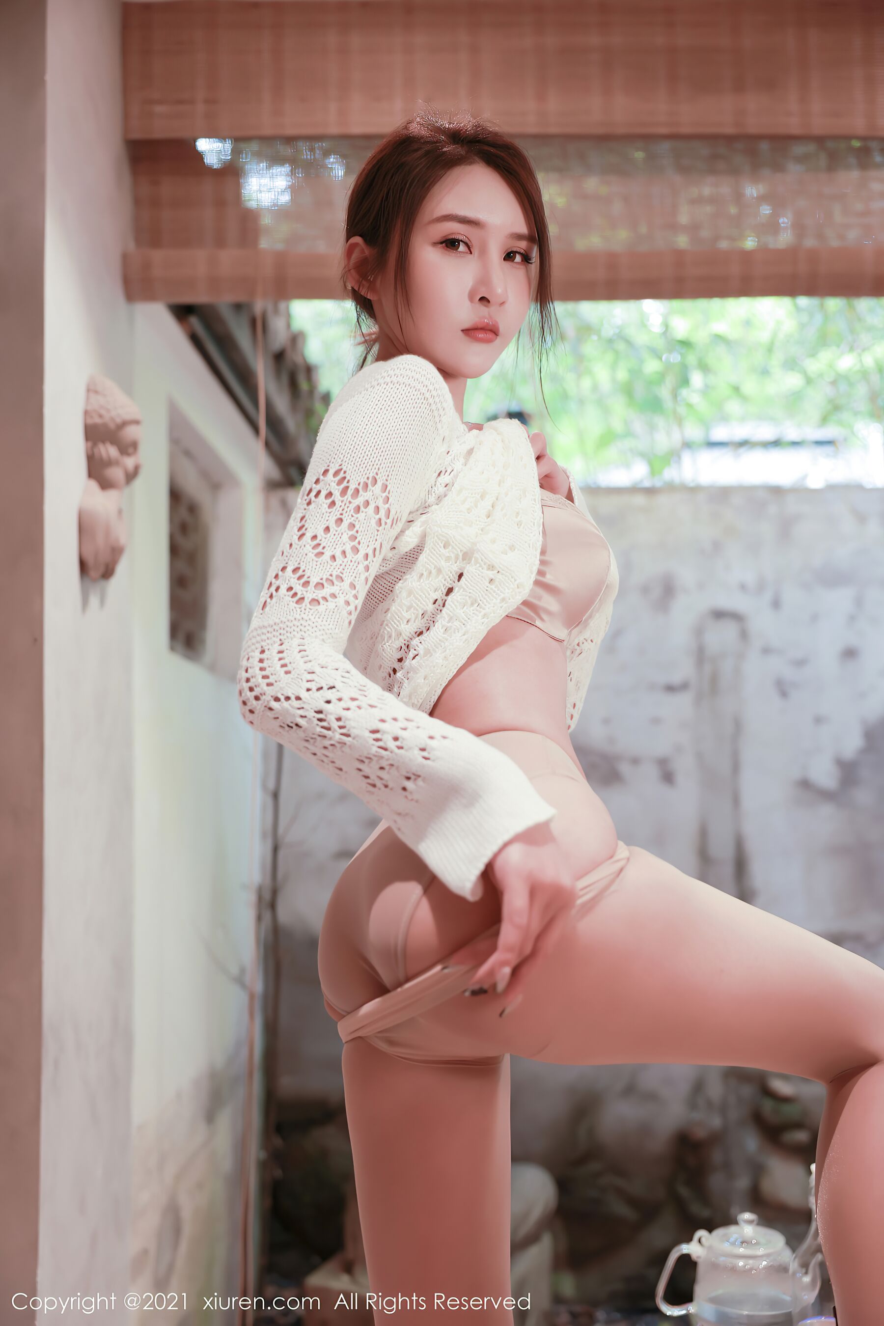 Vol. 3530 Emily尹菲 | Page 3