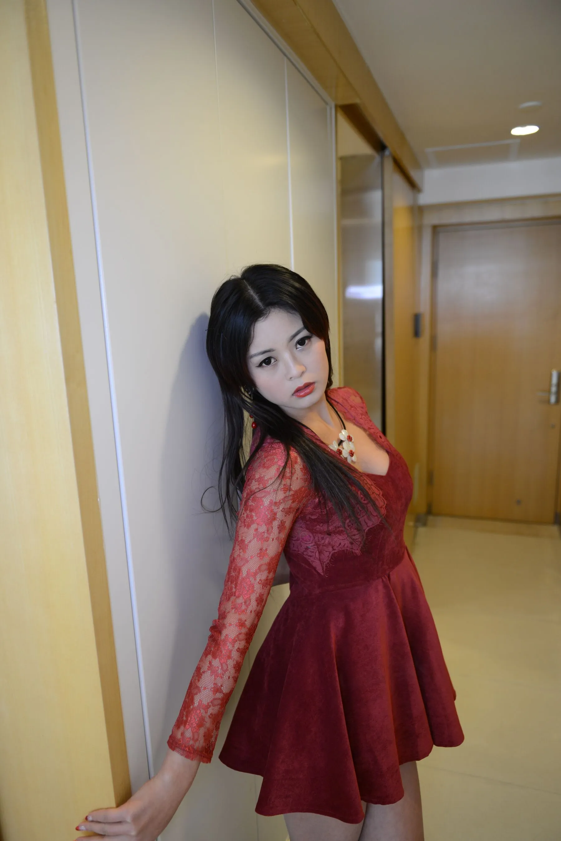 国模琴琴大尺度人体私拍套图 | Page 3