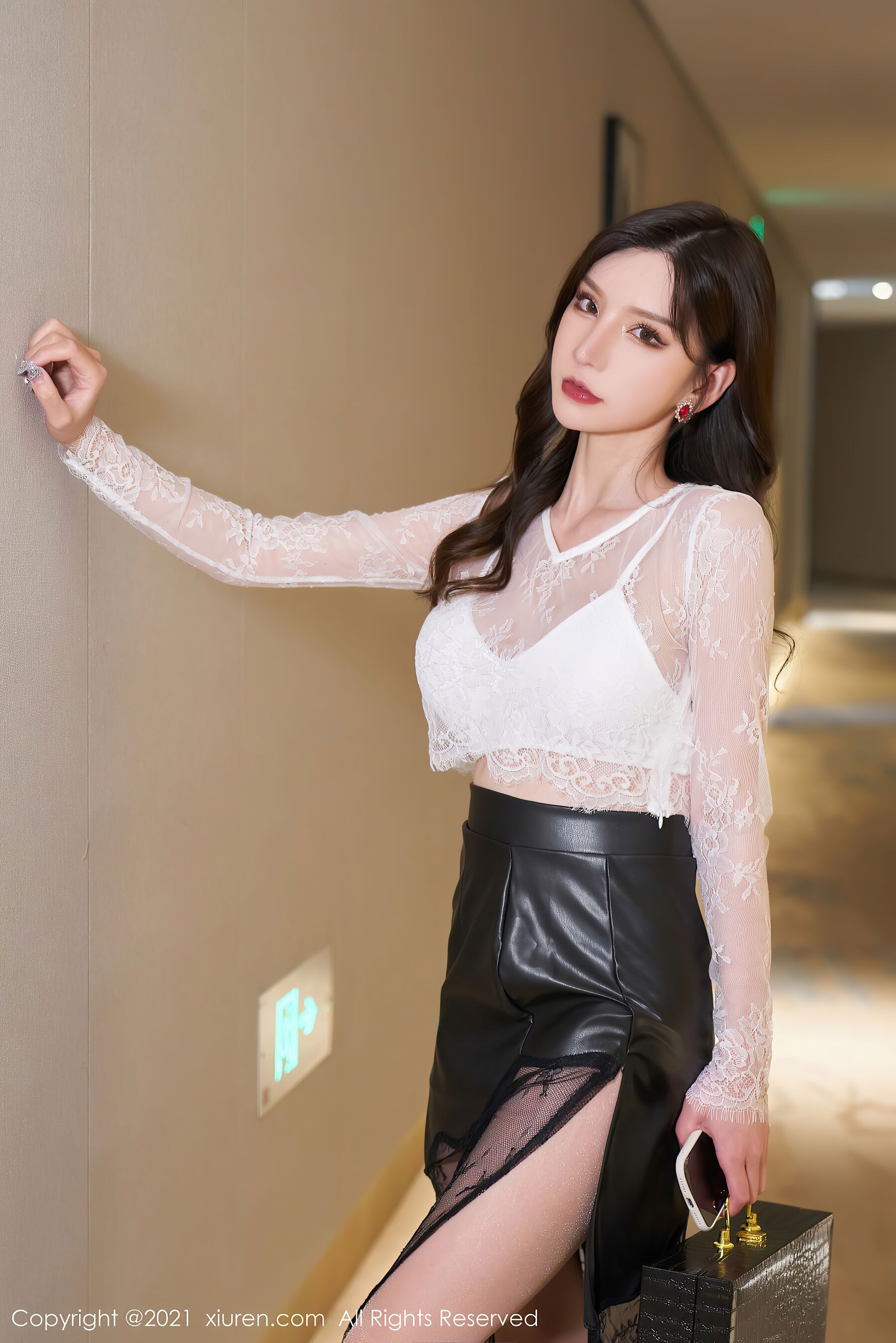 Vol. 3559 周於希Sandy | Page 2