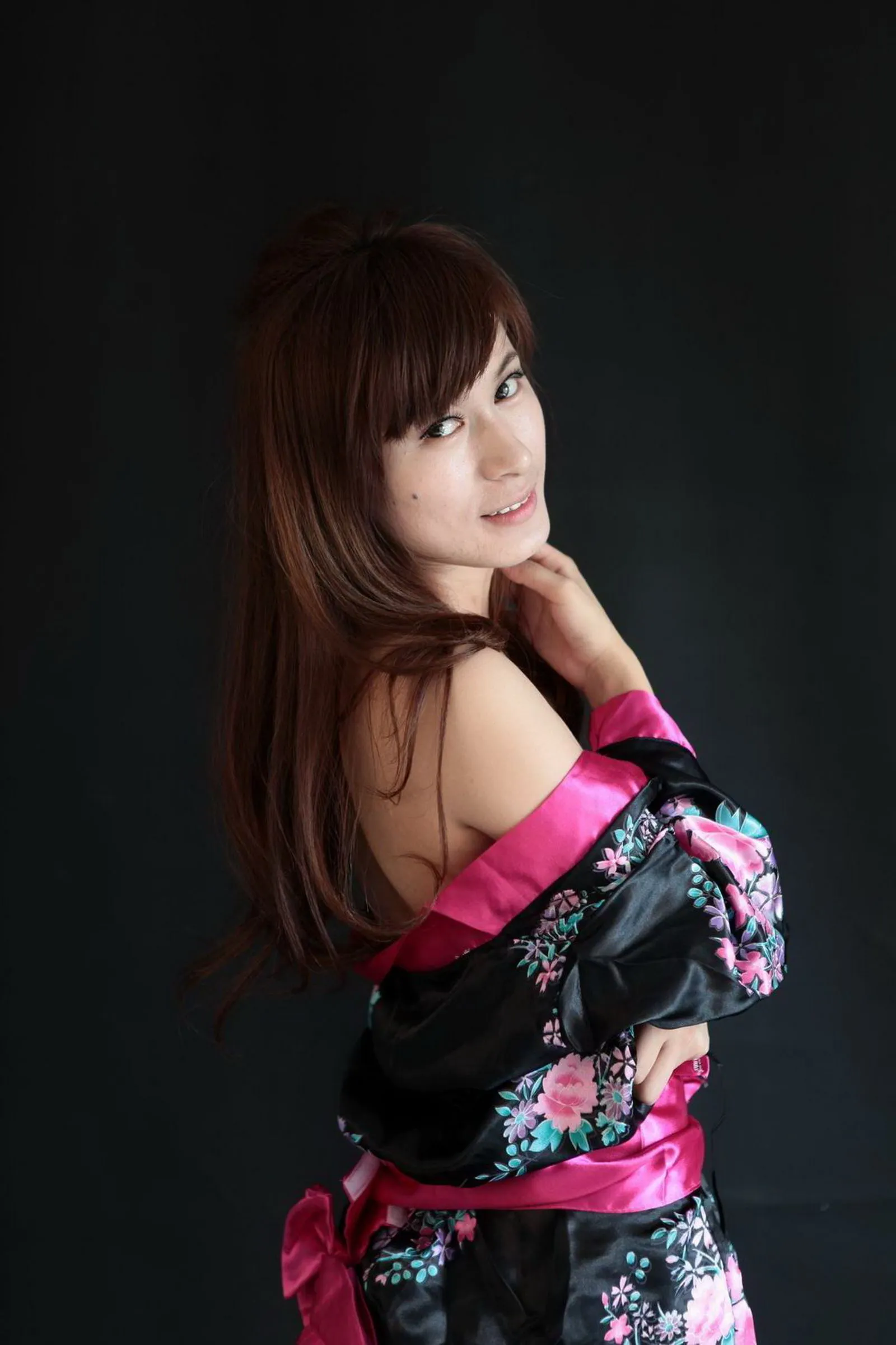 国模张扬大尺度人体私拍套图 | Page 3