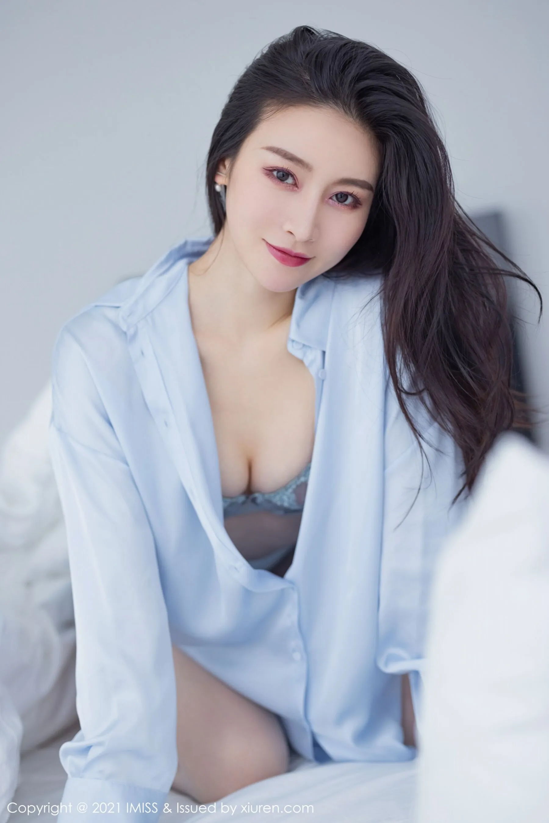 Vol. 0614 Vanessa | Page 3