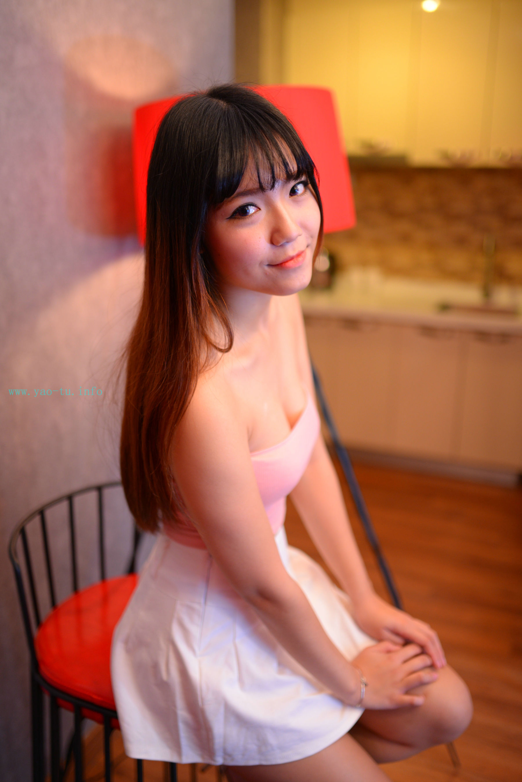 国模芷芷人体私拍套图 | Page 2