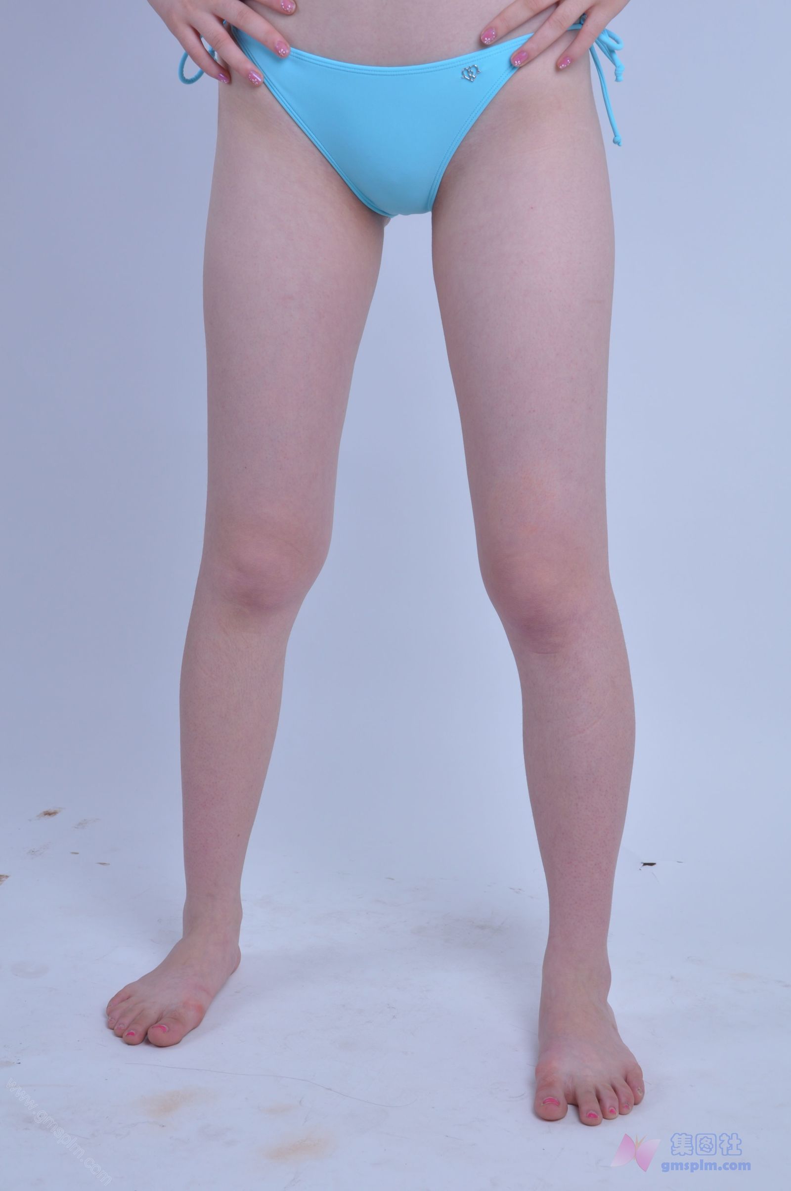 国模苏凡人体私拍套图 | Page 3