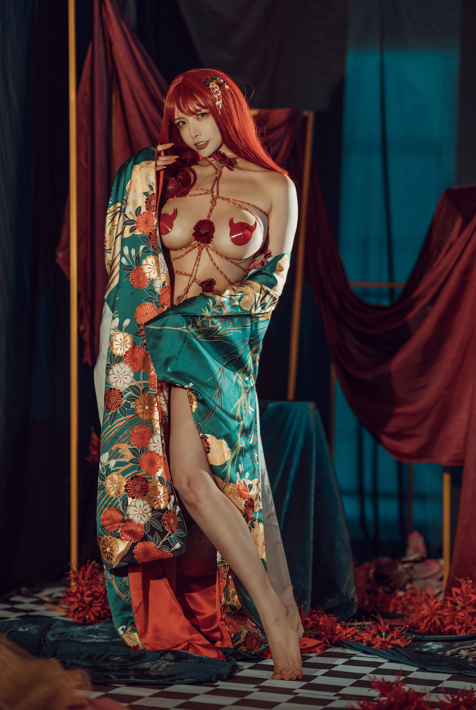 秋和柯基《和服》