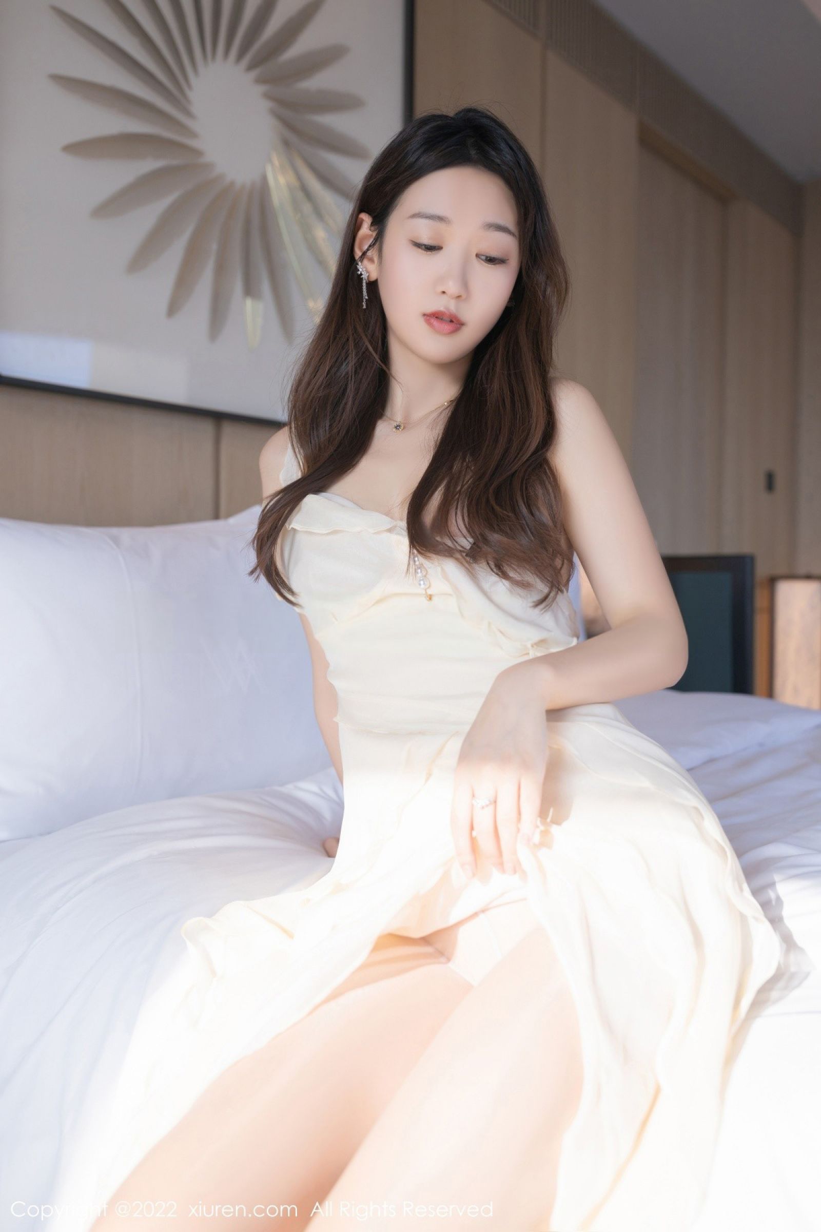 Vol. 4985 唐安琪 | Page 5