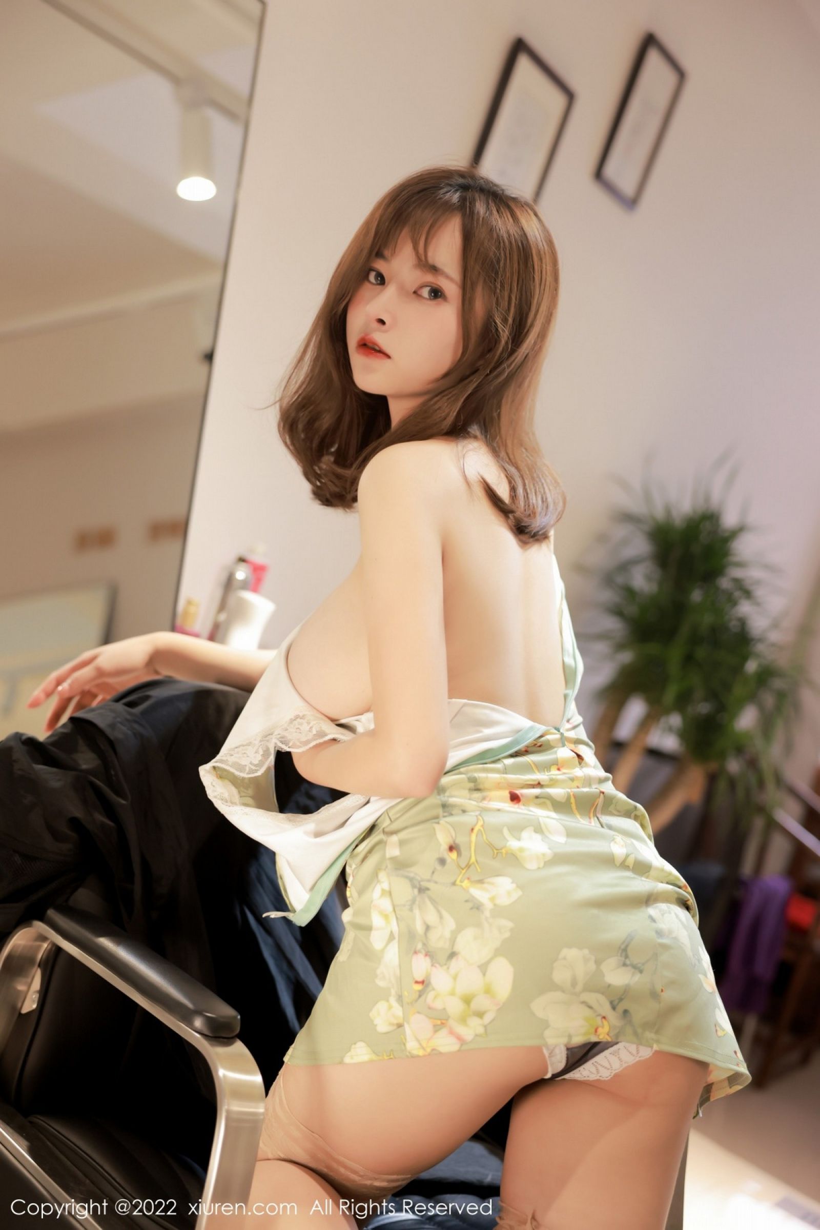Vol. 4895 奈沐子 | Page 3