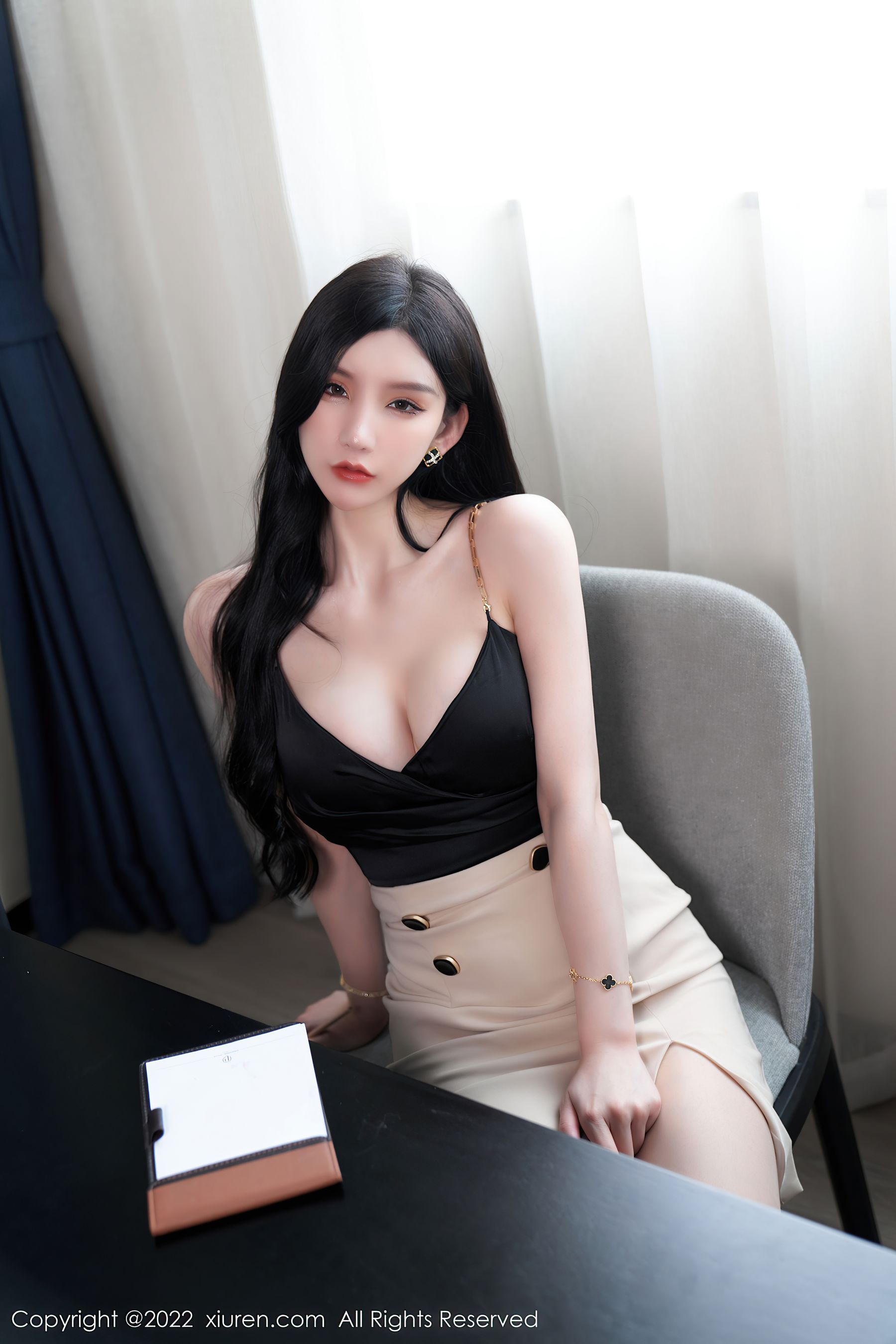 Vol. 5071 周於希Sally | Page 4