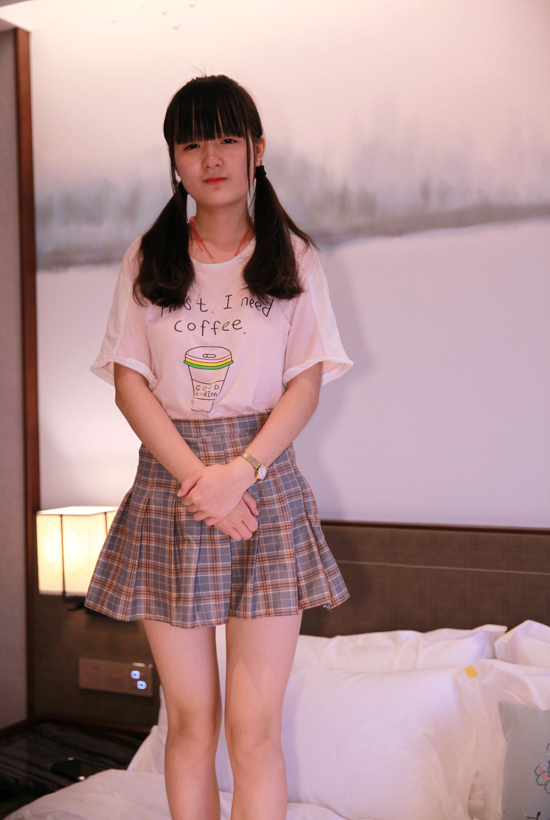 国模小桐大尺度人体私拍套图 | Page 4