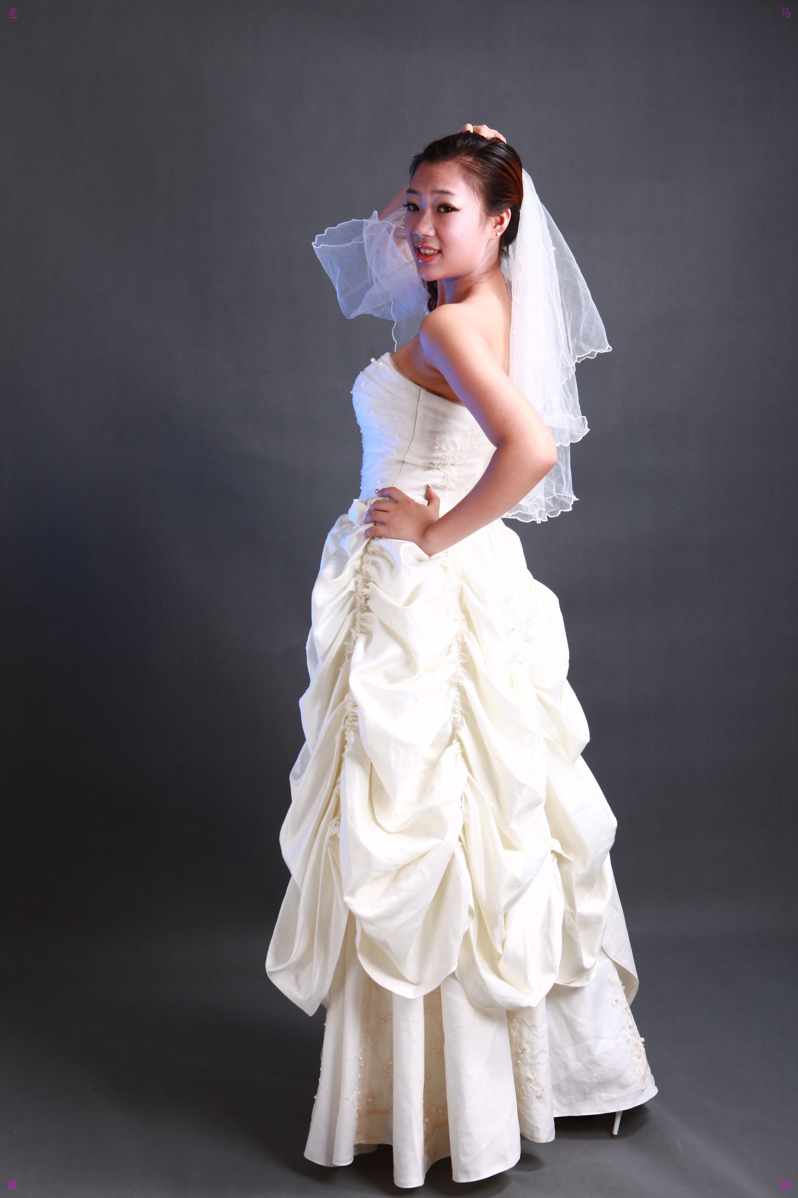 国模贝贝大尺度人体私拍套图 | Page 4