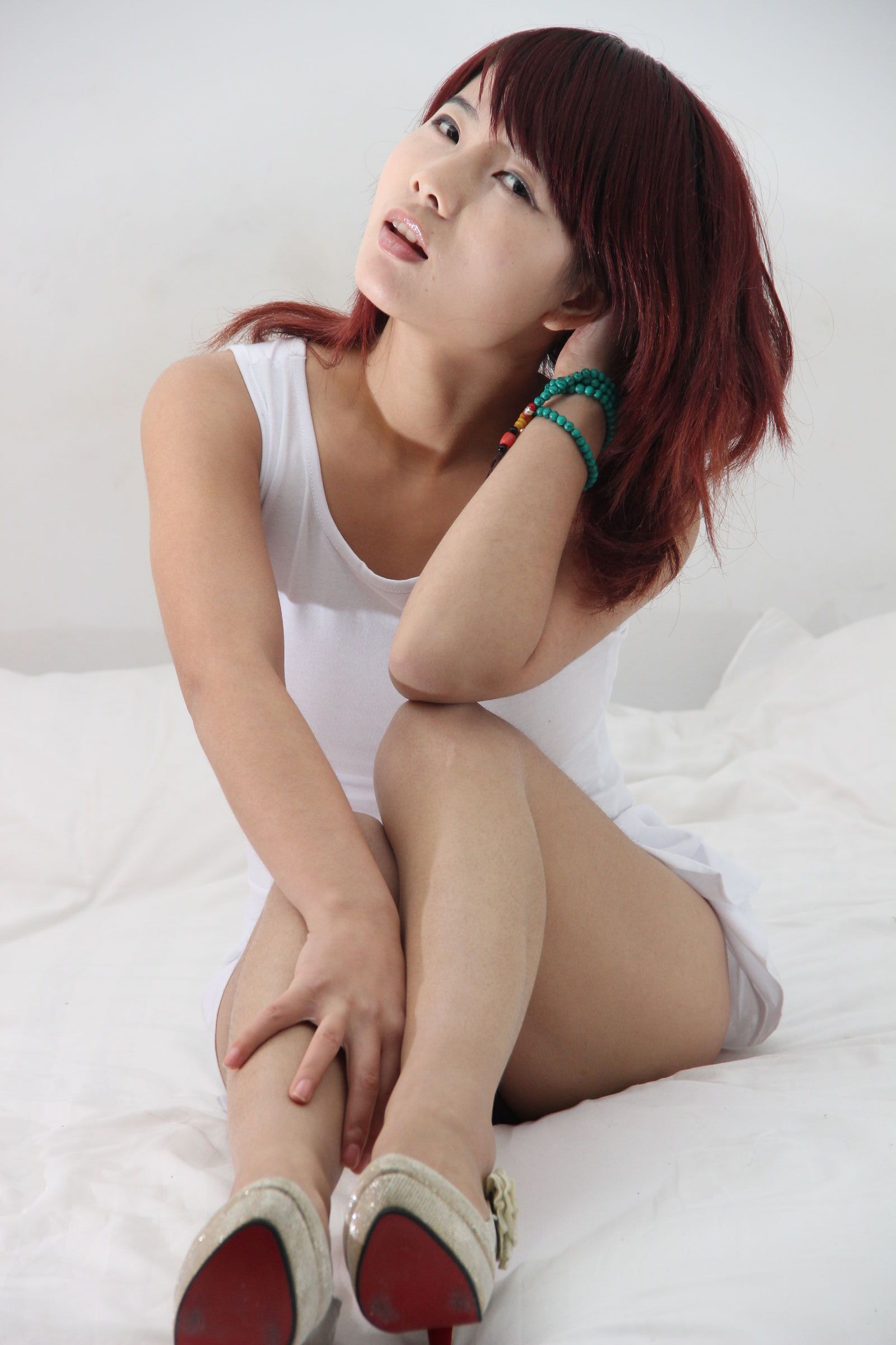 国模苏珊大尺度人体私拍套图 | Page 5