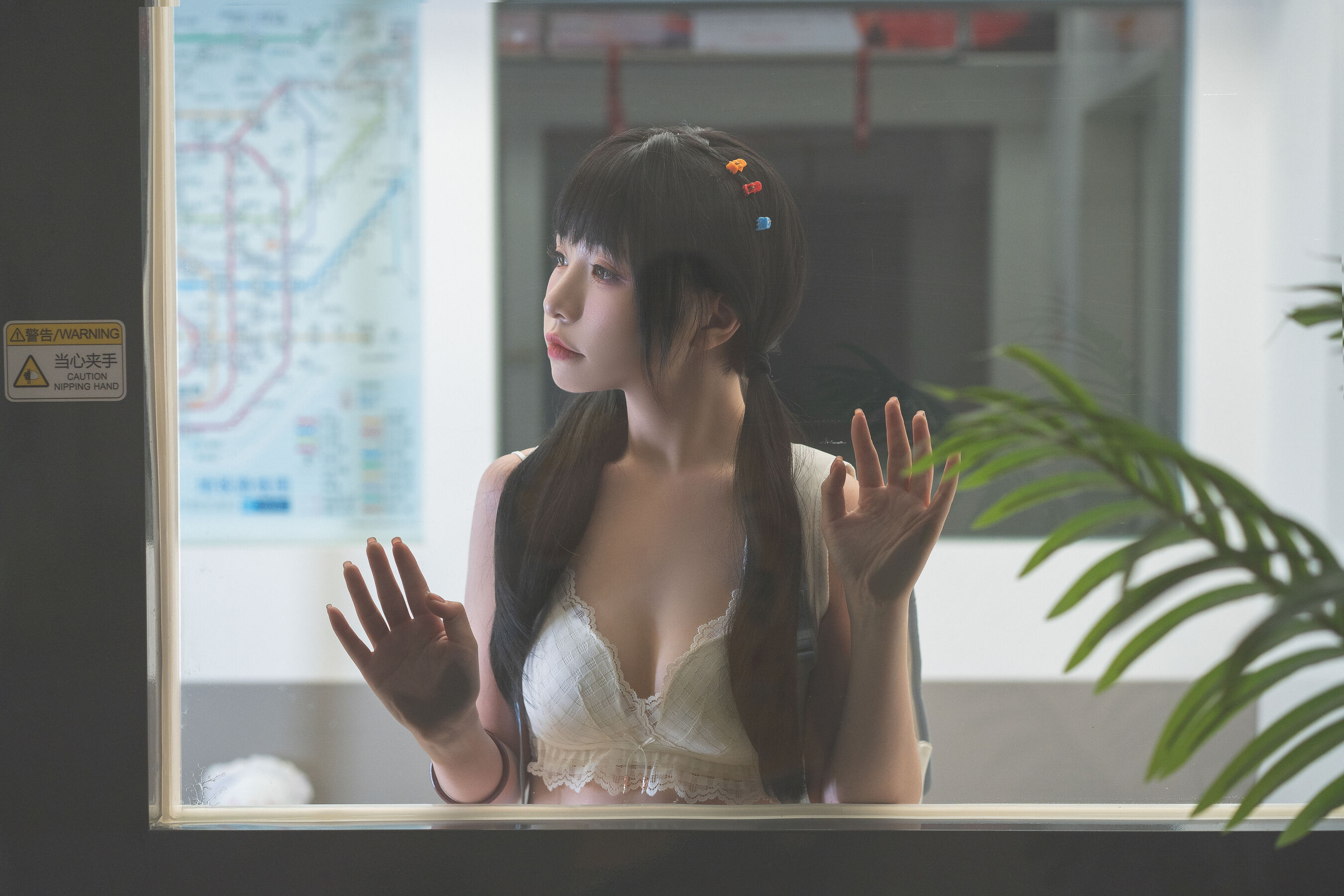 喵小吉《末班地铁》 | Page 4