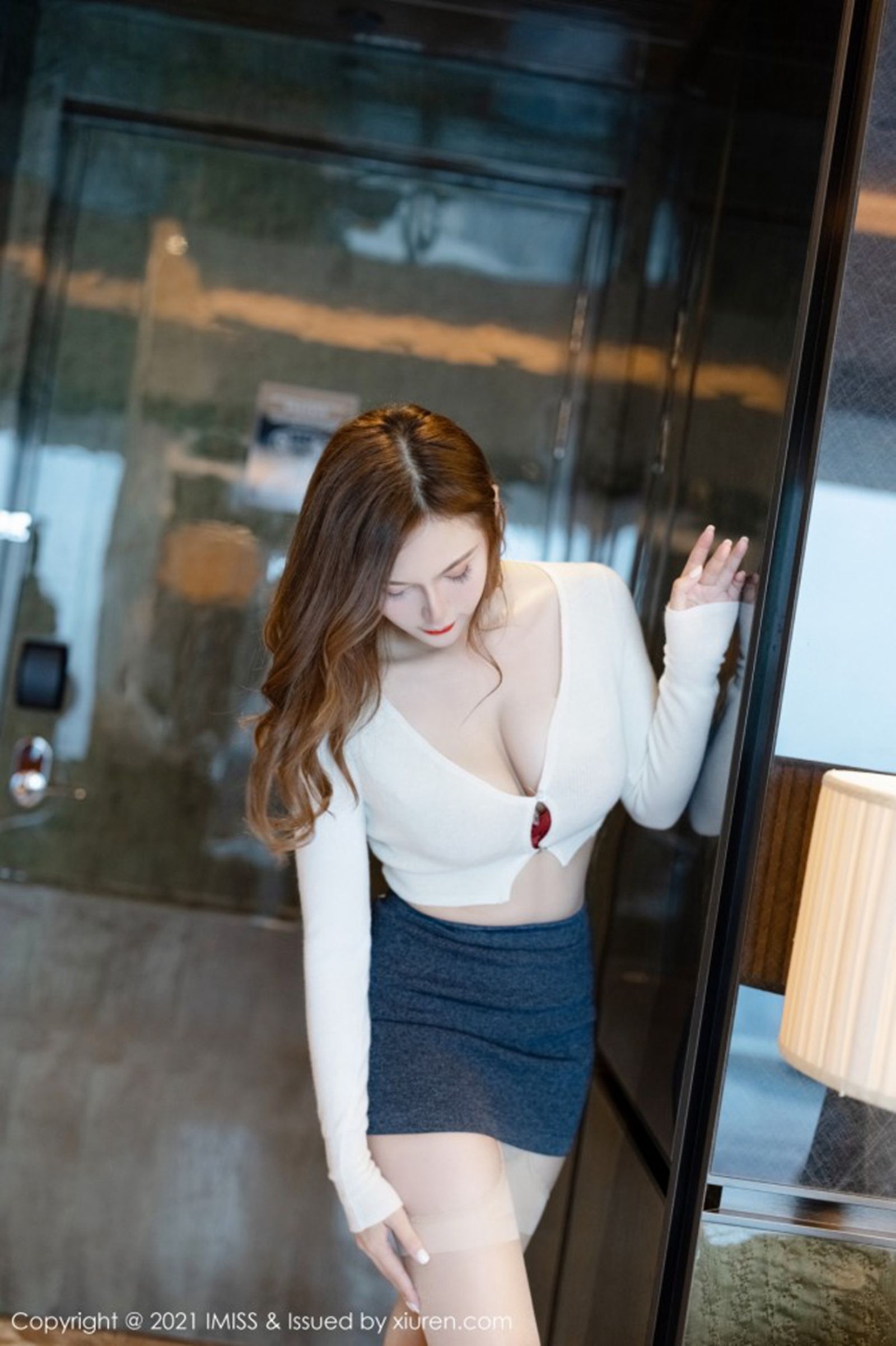 Vol. 555 Lavinia肉肉 | Page 2