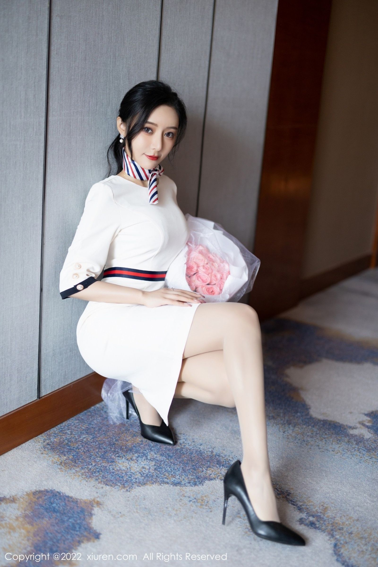 Vol. 4963 王馨瑶yanni | Page 2
