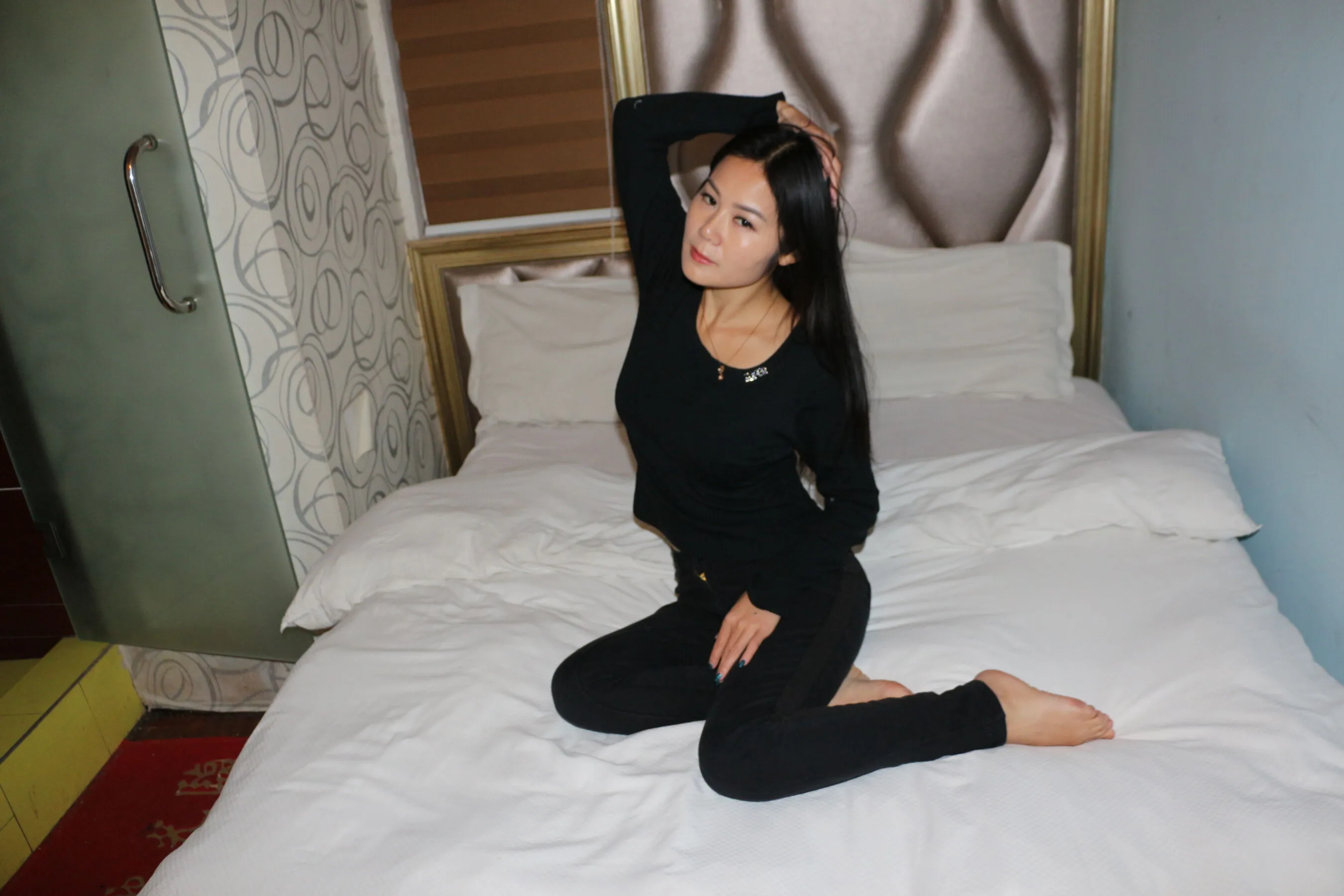 国模燕儿大尺度人体私拍套图 | Page 5