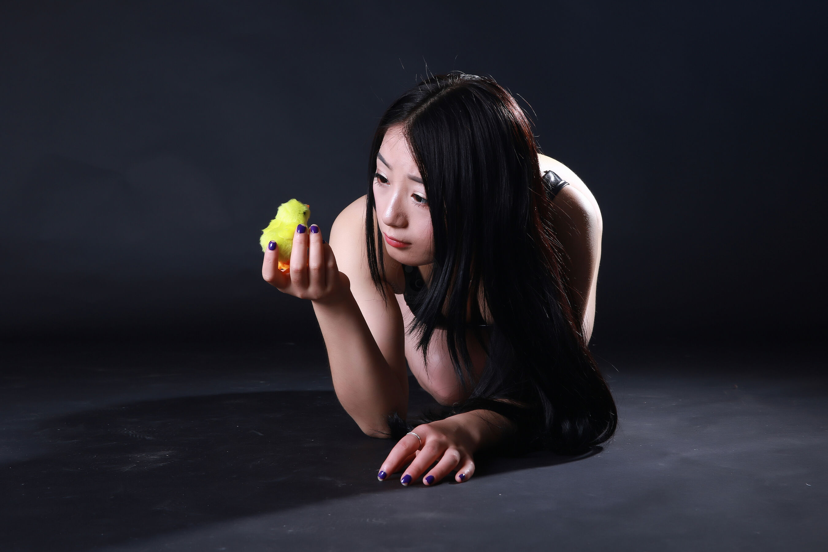 国模阿琼人体私拍套图 | Page 5