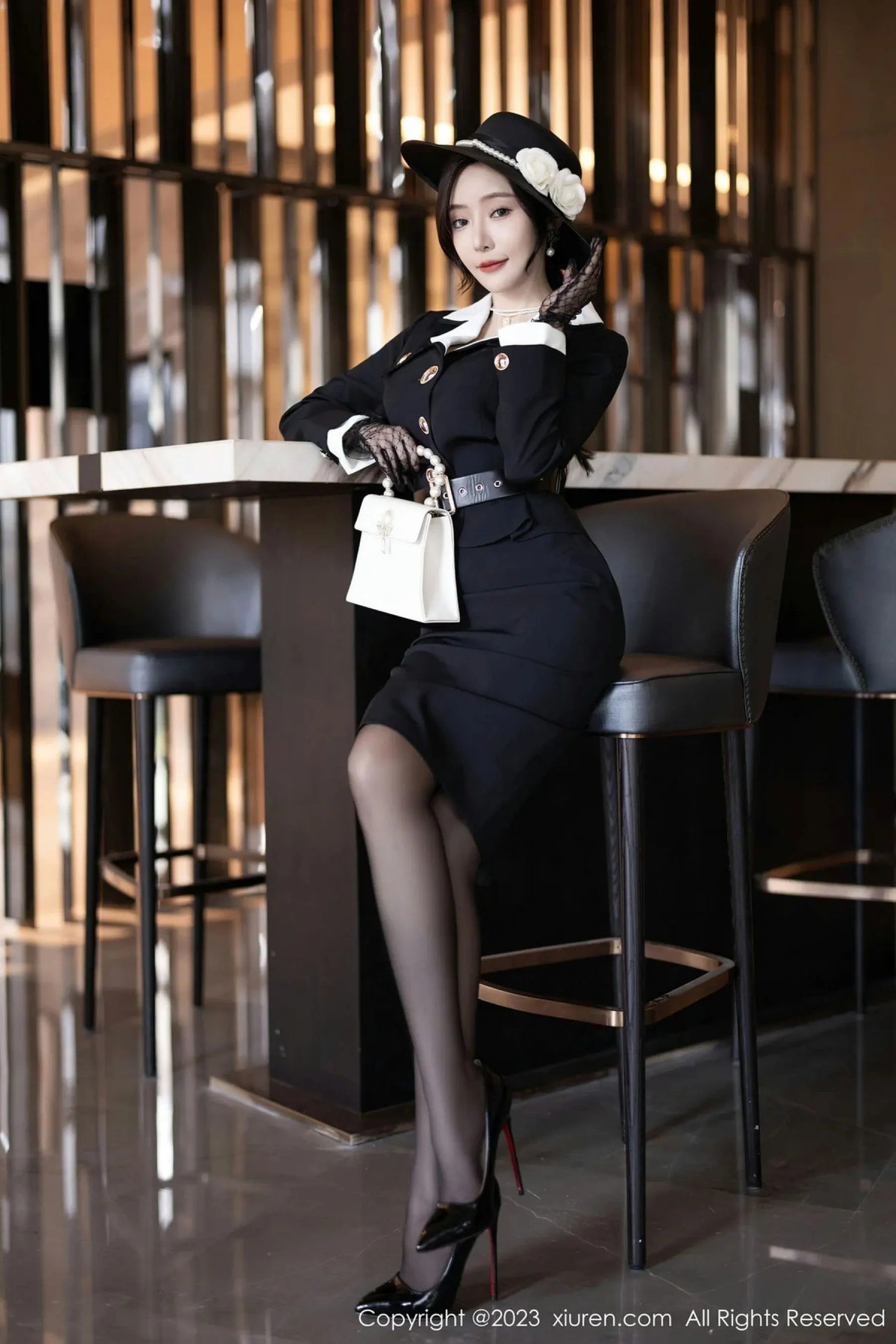 Vol. 7048 王馨瑶yanni | Page 2