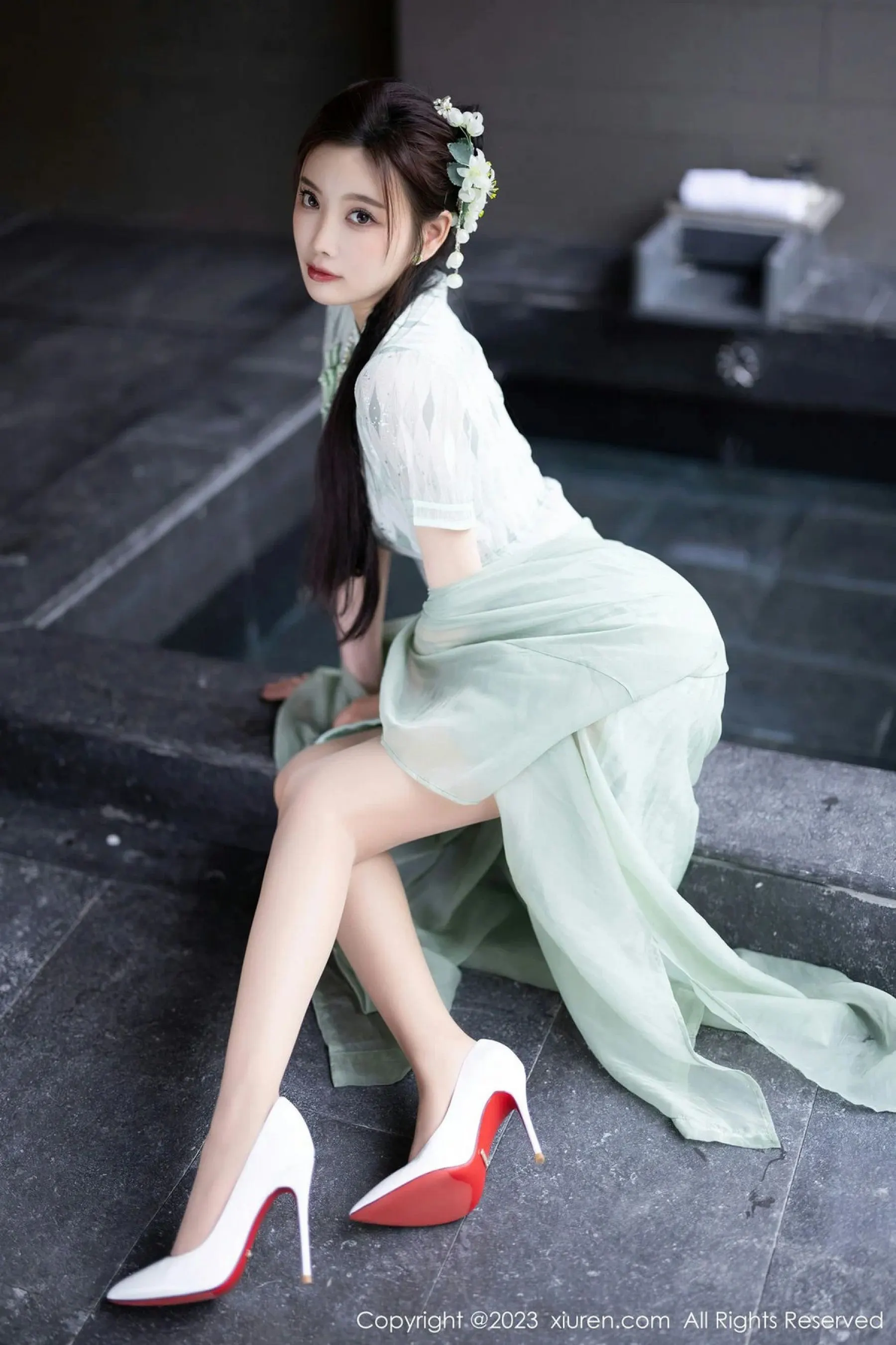 Vol. 6983 杨晨晨Yome | Page 3