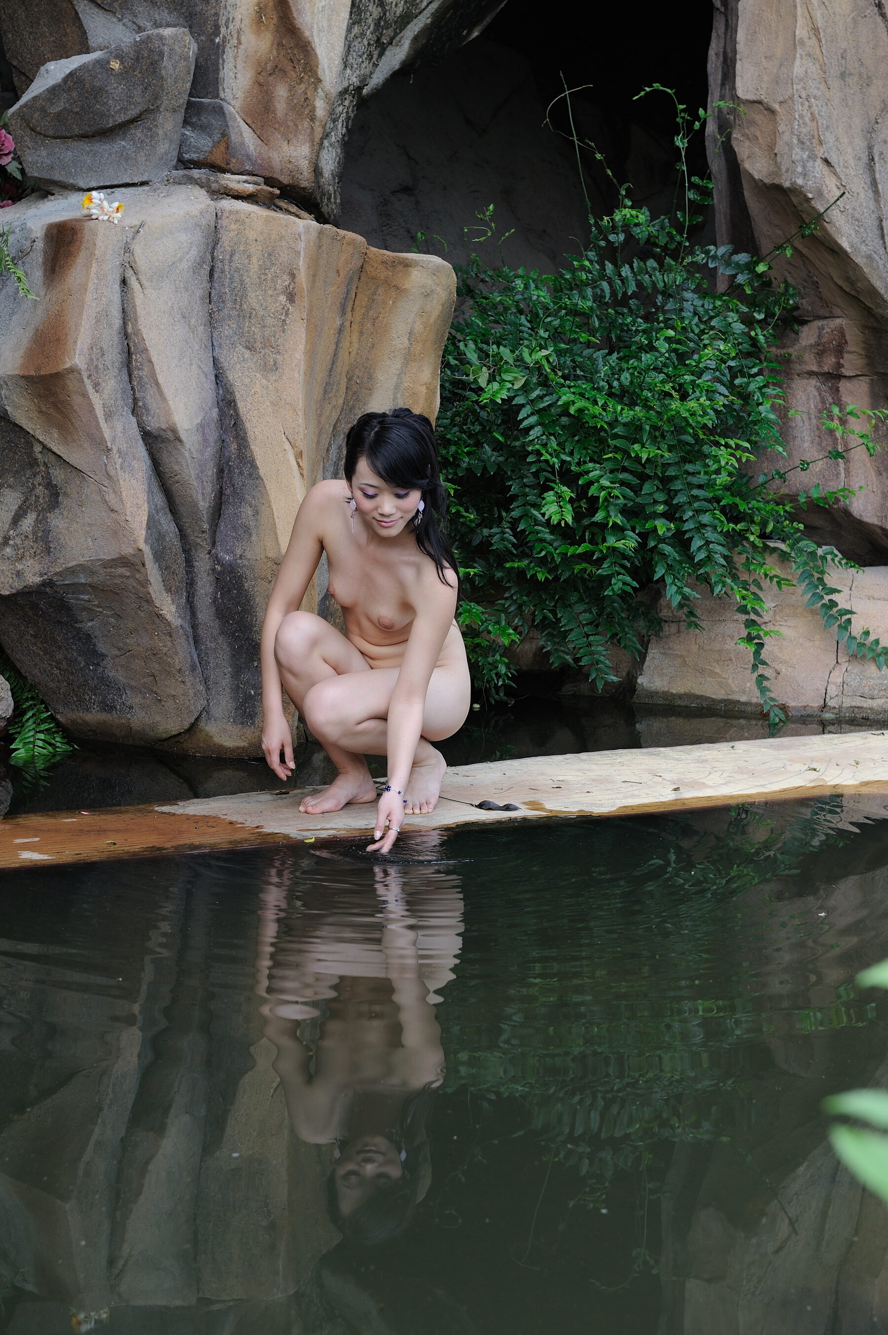 国模莲儿人体私拍套图 | Page 4