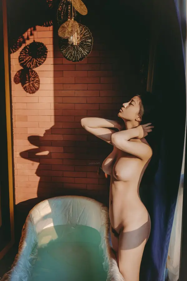 年年《沐浴》 | Page 4