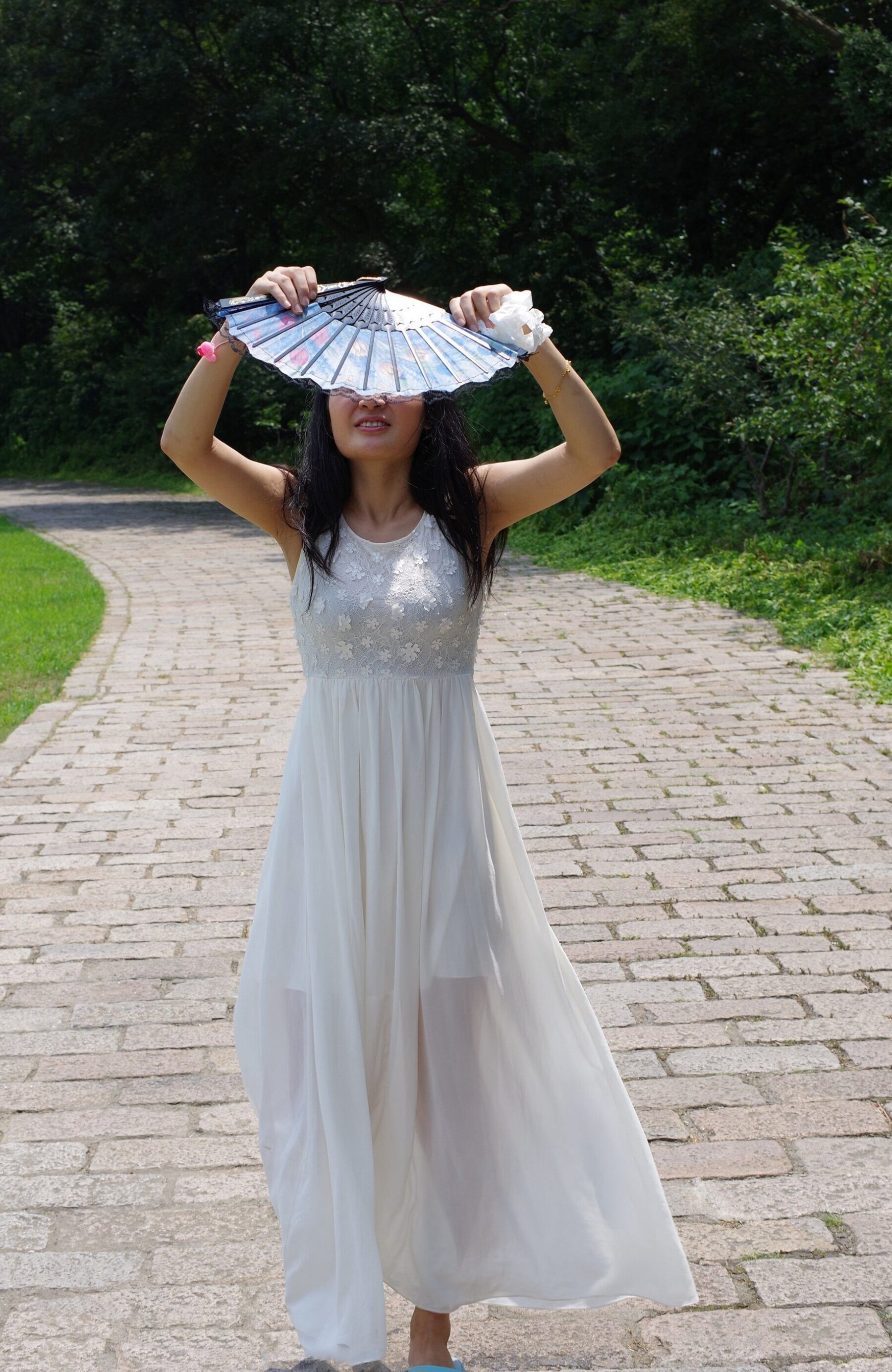 国模加一大尺度人体私拍套图 | Page 4