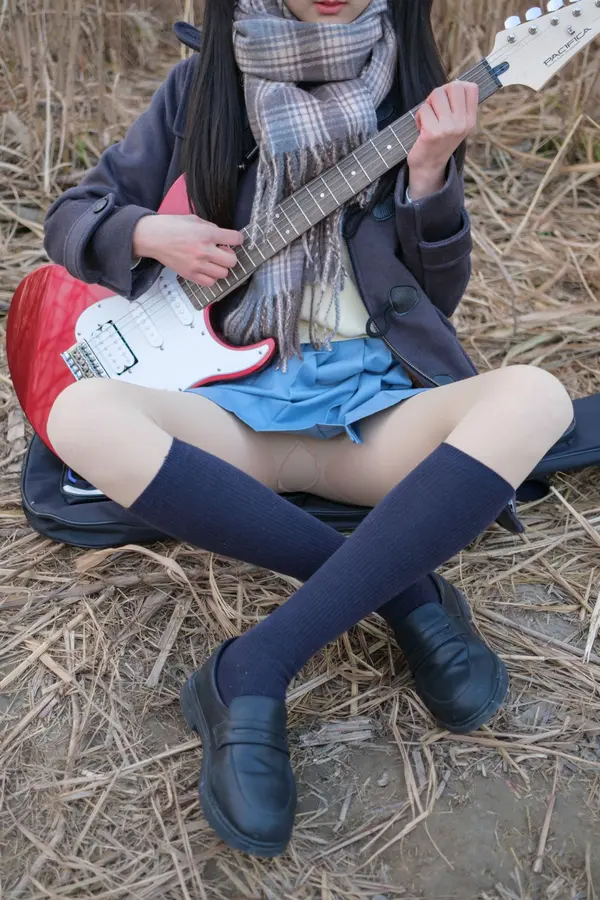 赤西夜夜《吉他少女》 | Page 2