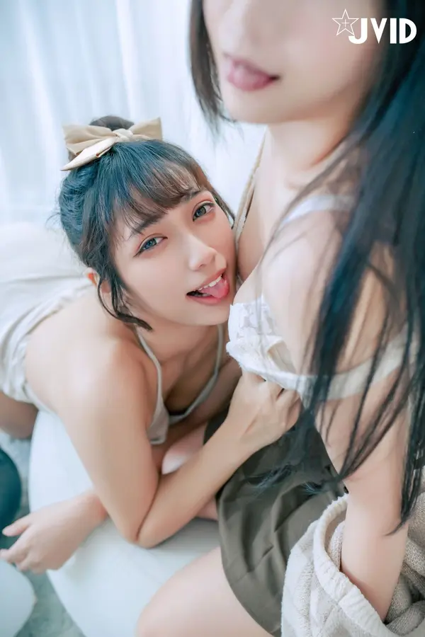 井野奈&肉包《色欲融合の闺蜜庆生派对》 | Page 4