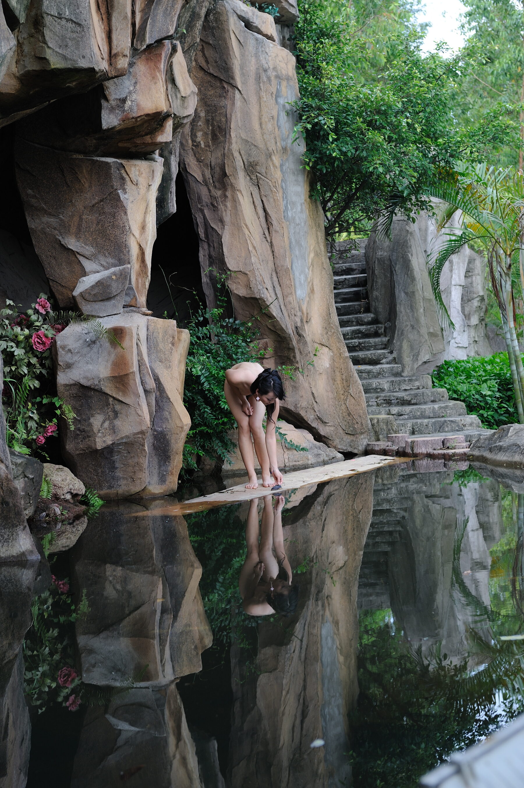 国模莲儿人体私拍套图 | Page 2