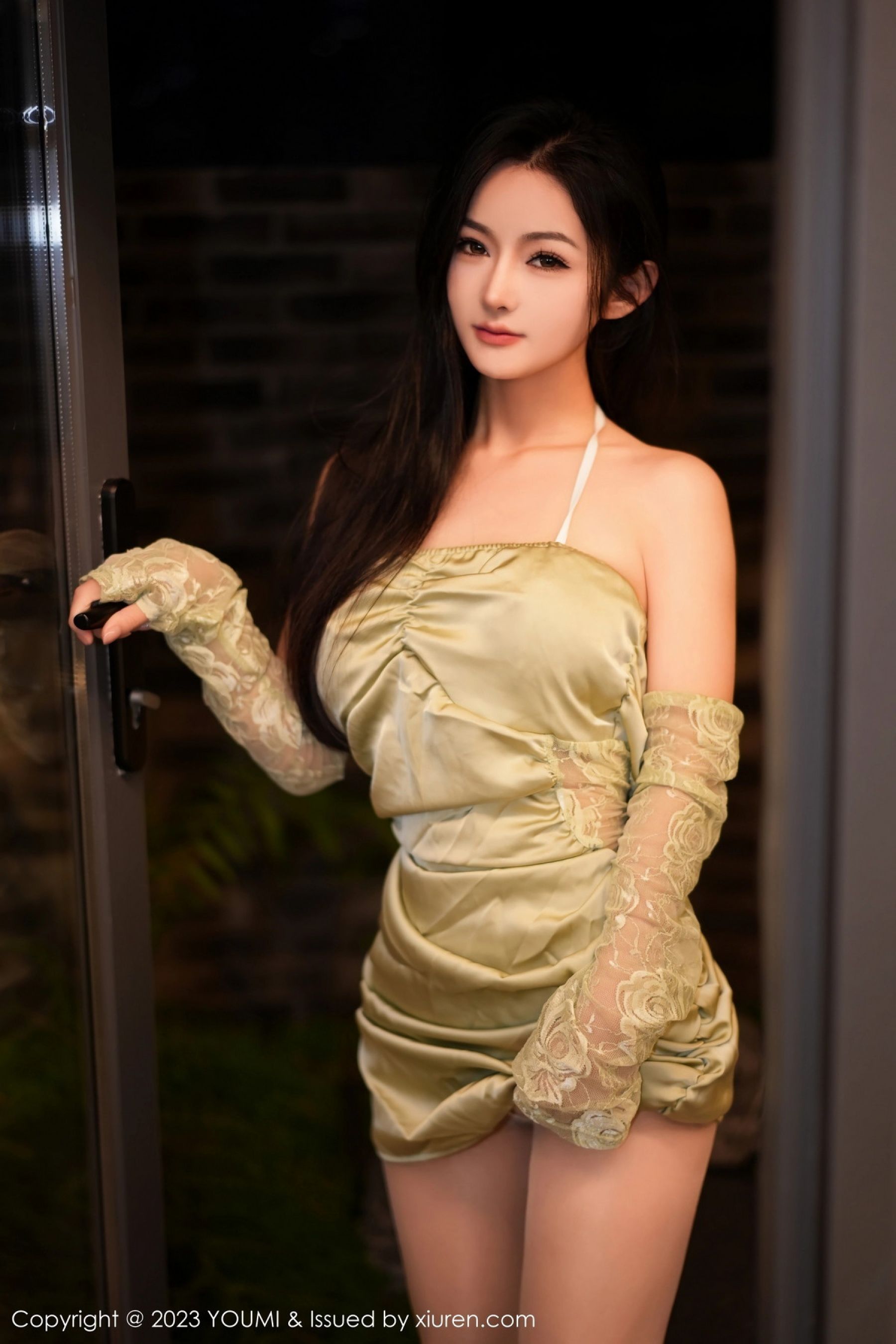 Vol. 1006 谭小灵 | Page 2