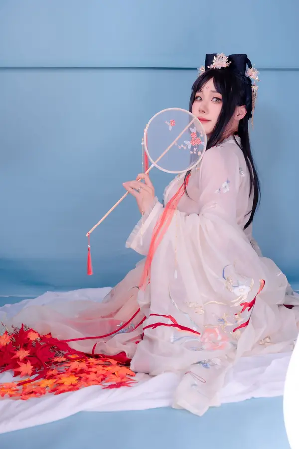 草莓羽衣《绯云彤霞》 | Page 2