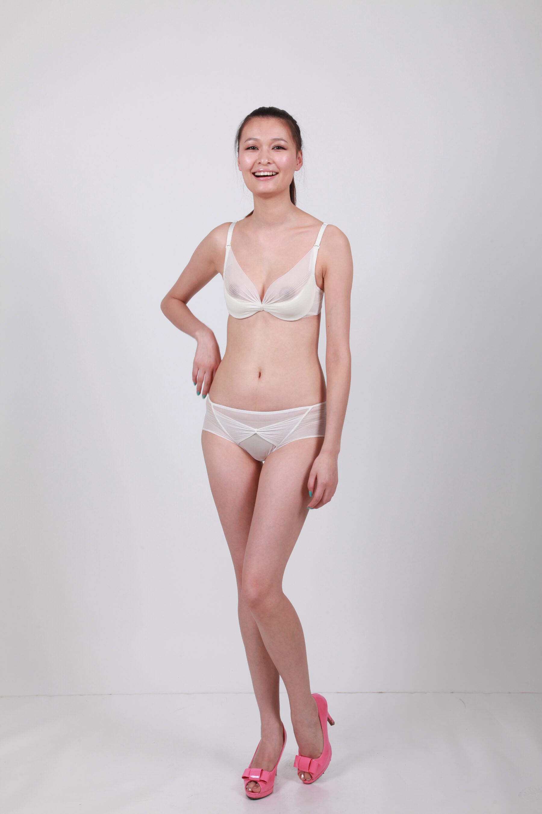 国模王慧人体私拍套图 | Page 3