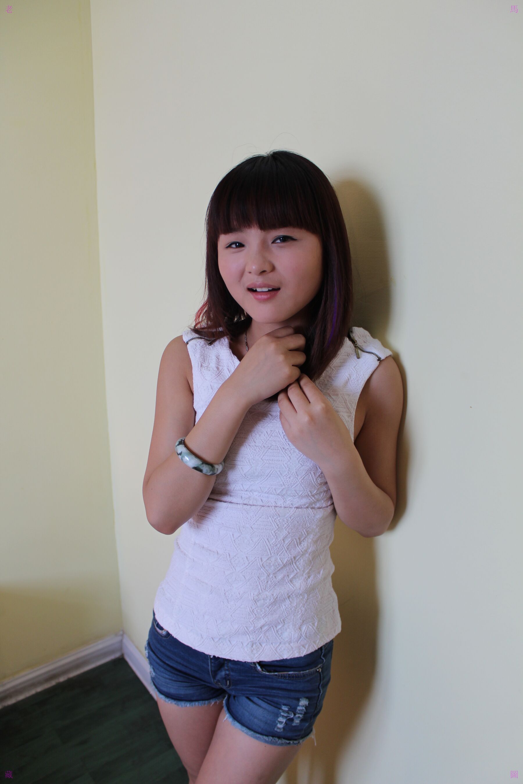 国模方萱儿（丽丽）大尺度人体私拍套图 | Page 2