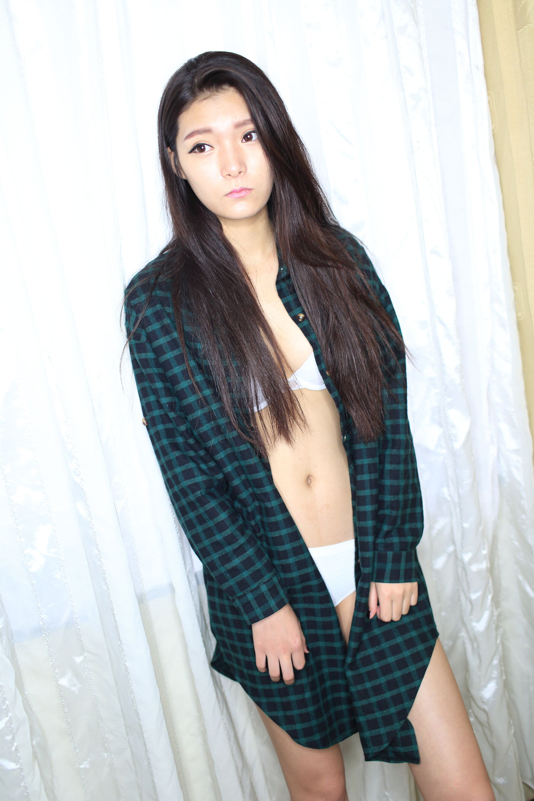国模林美梦性感写真套图 | Page 2