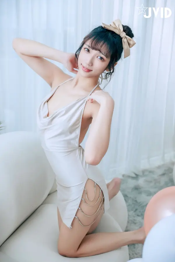 井野奈&肉包《色欲融合の闺蜜庆生派对》 | Page 2