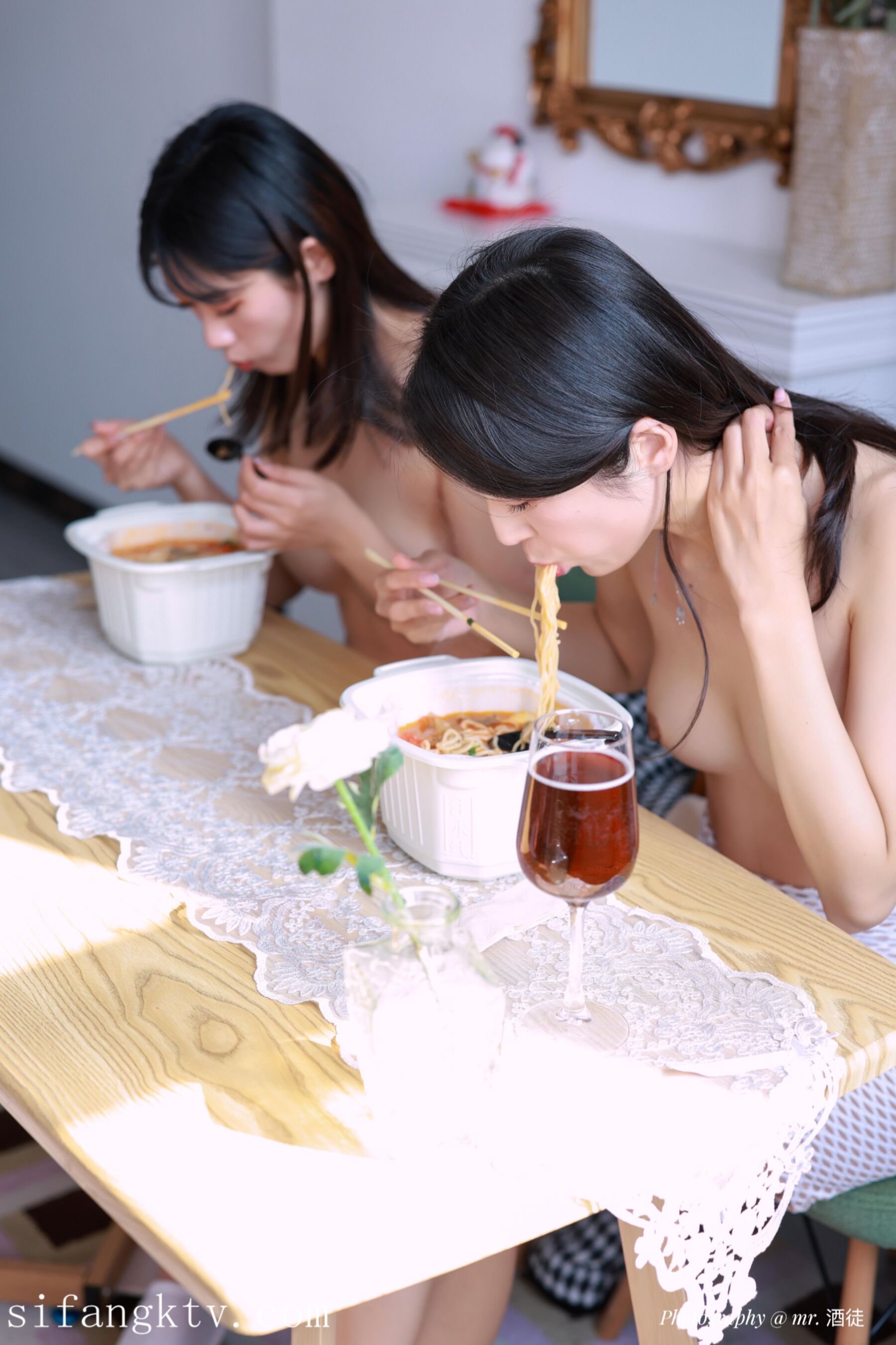 国模林乐一大尺度人体私拍套图 | Page 5