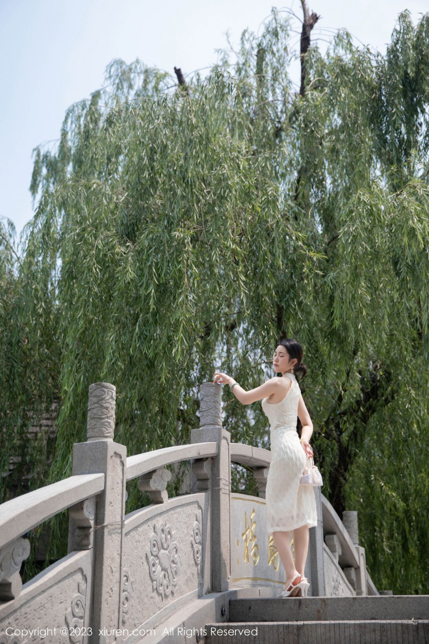 Vol. 7435 严利娅Yuliya | Page 2