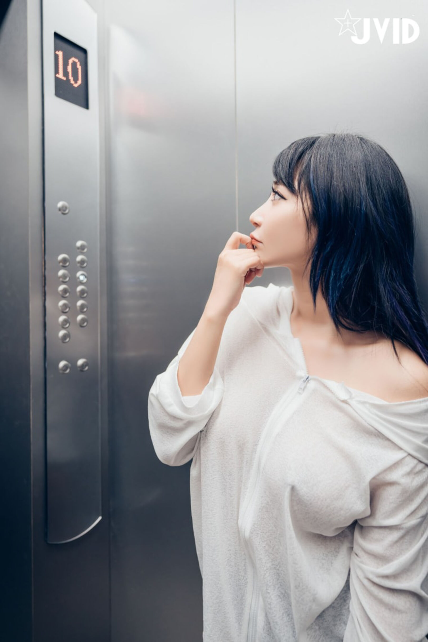 乐乐《电梯紧急停止 绝顶高潮》 | Page 5