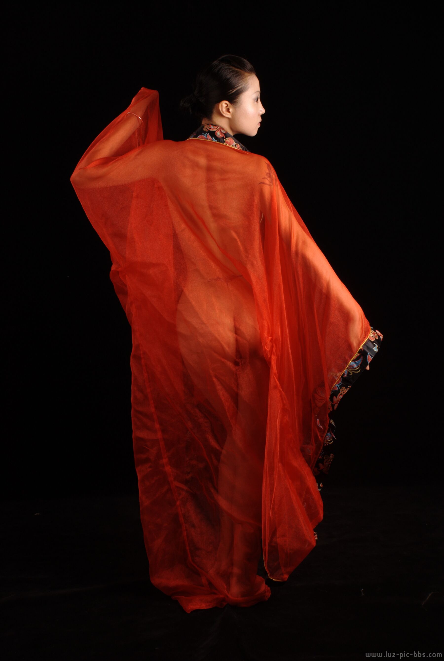 国模张咪人体私拍套图 | Page 5